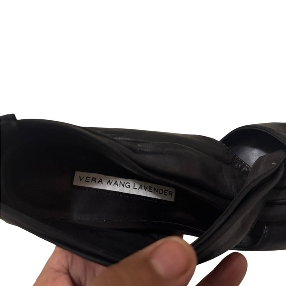 Vera Wang Lavender Heels Size 7.5 M Black Open Toe
Leather Zip Made In Italy - Picture 13 of 16